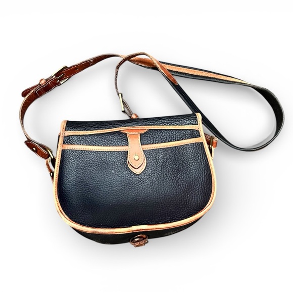 Dooney & Bourke Black Tan All Weather Pebbled Leather Crossbody Saddle Bag USA - Picture 13 of 16